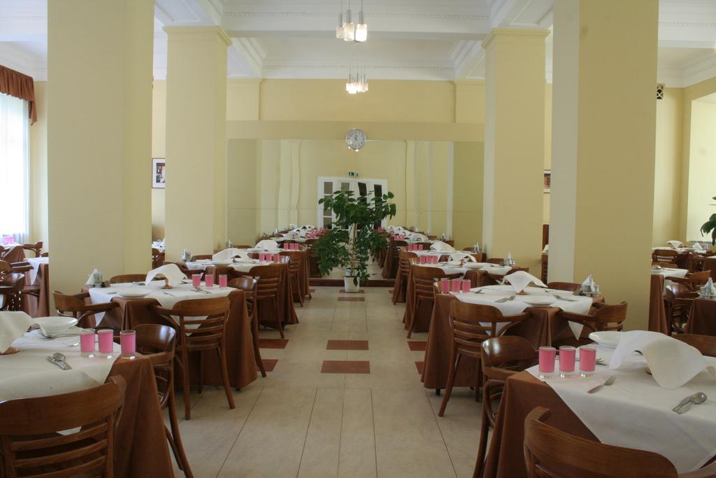 Rehabilitation Centre & Spa Draugystes Sanatorija Druskininkai Buitenkant foto